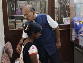 Providing free medical consults 4